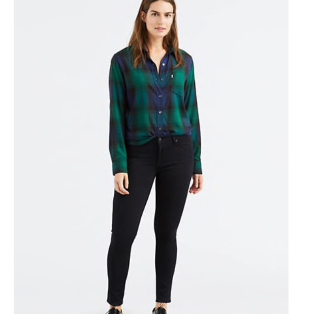 Levi’s 711 Skinny Soft Black 27 32